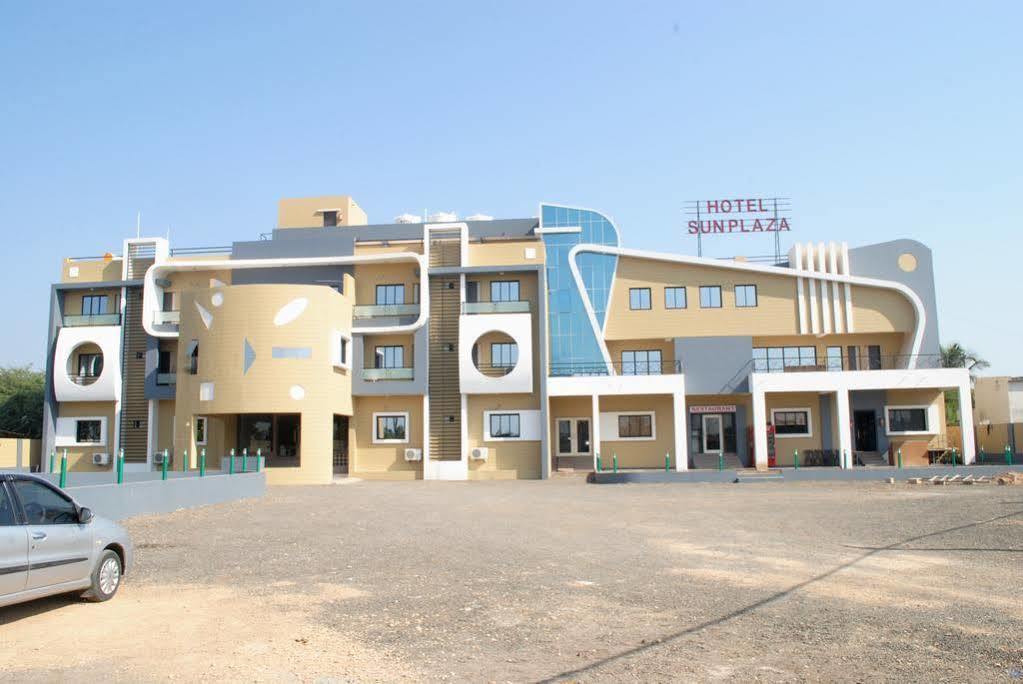 Hotel Sun Plaza Somnāth Exterior foto